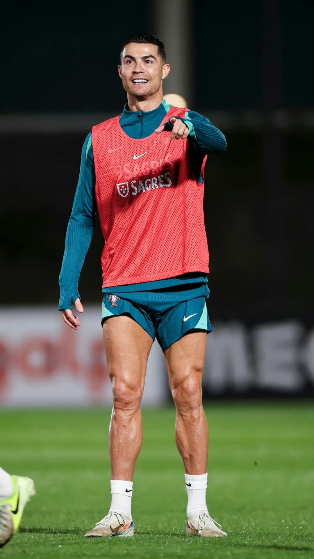 葡萄牙队翻盘波兰队，王皓惊艳四座