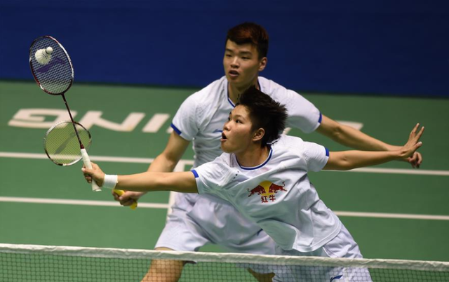 丹麦队鏖战泰国队,黄鸭组合扛起全队 丹麦队鏖战泰国队,黄鸭组合扛起全队