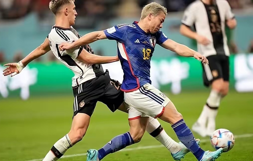 德国乒乓球队绝杀中国乒乓球队，波尔三分雨点燃全场