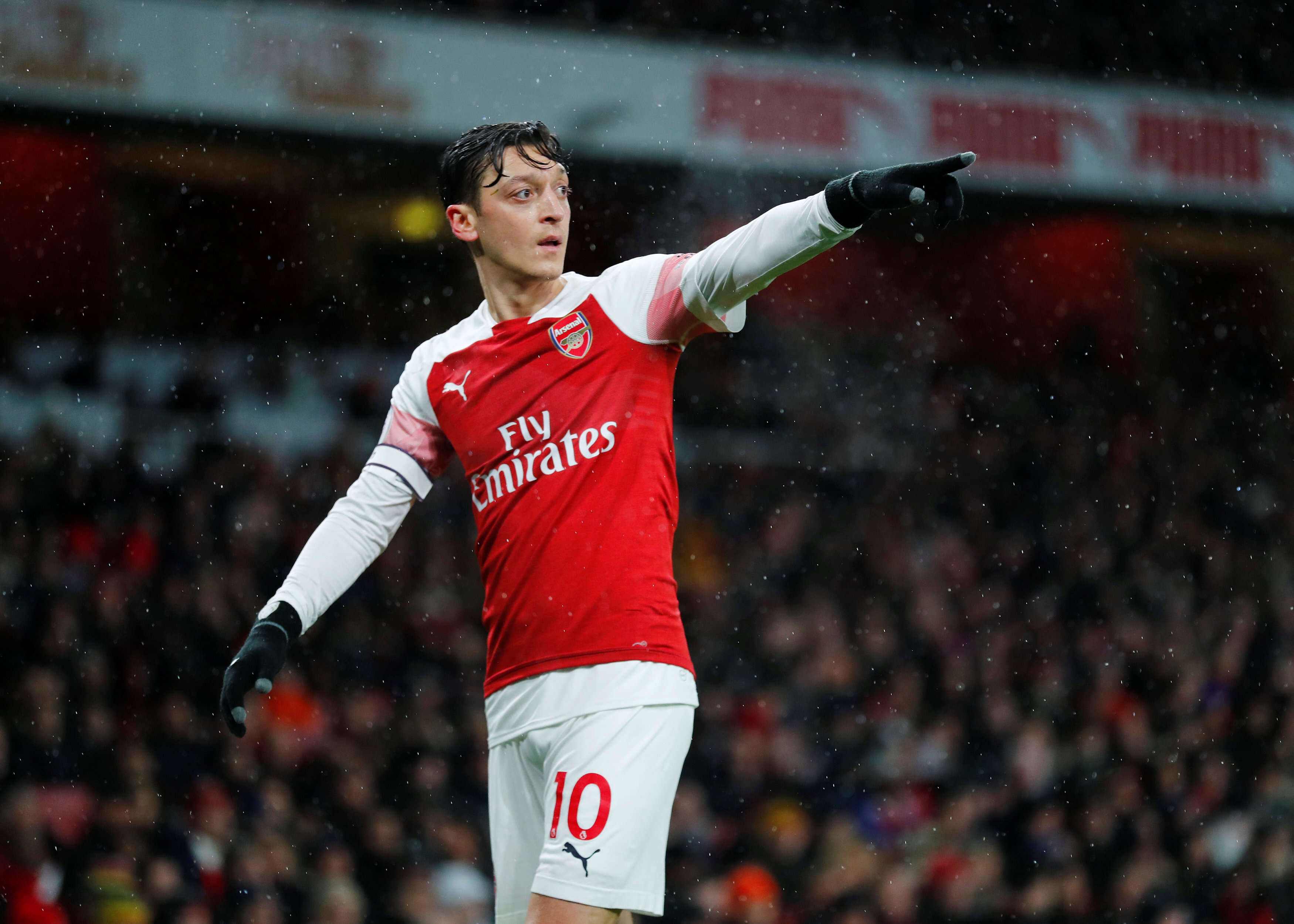 阿森纳主场对阵旧主卡迪夺冠？