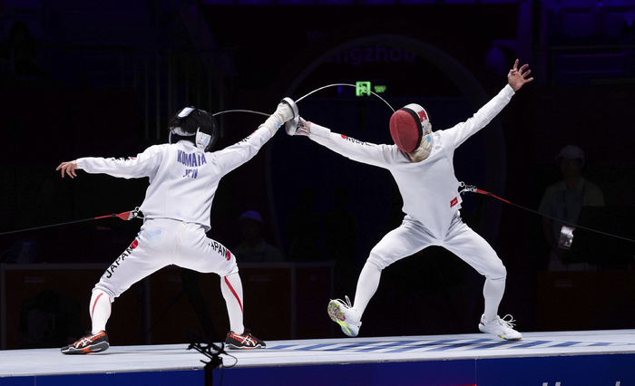 瑞士击剑选手表现出色，引领潮流