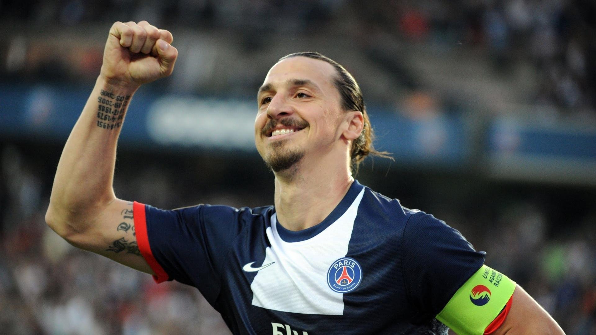 塞维利亚的巅峰对决，从智利到F1街道赛，巴雷拉的接管艺术